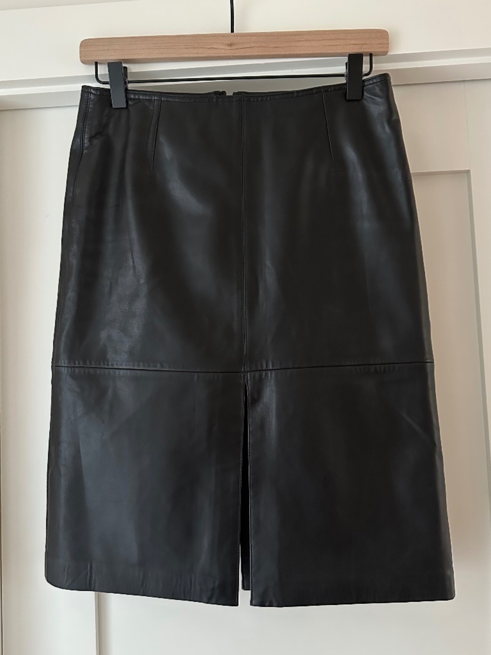 Cache genuine leather skirt size 0